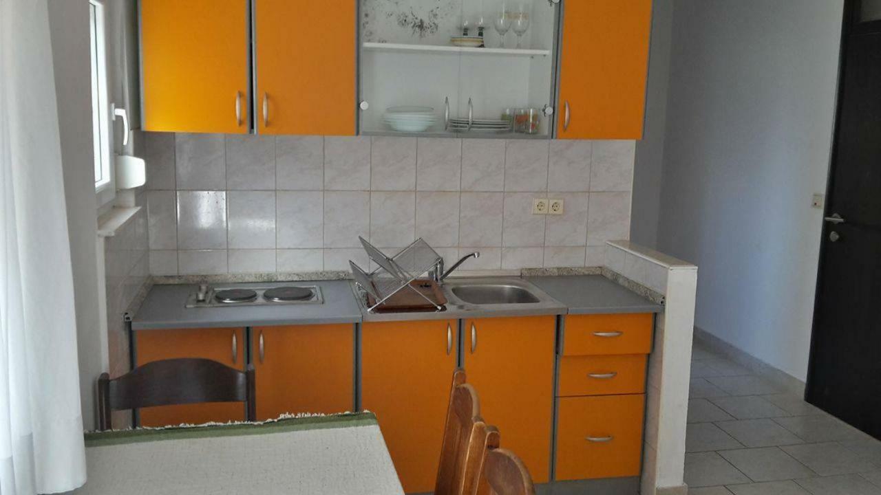 Apartments Luki Trogir Eksteriør billede