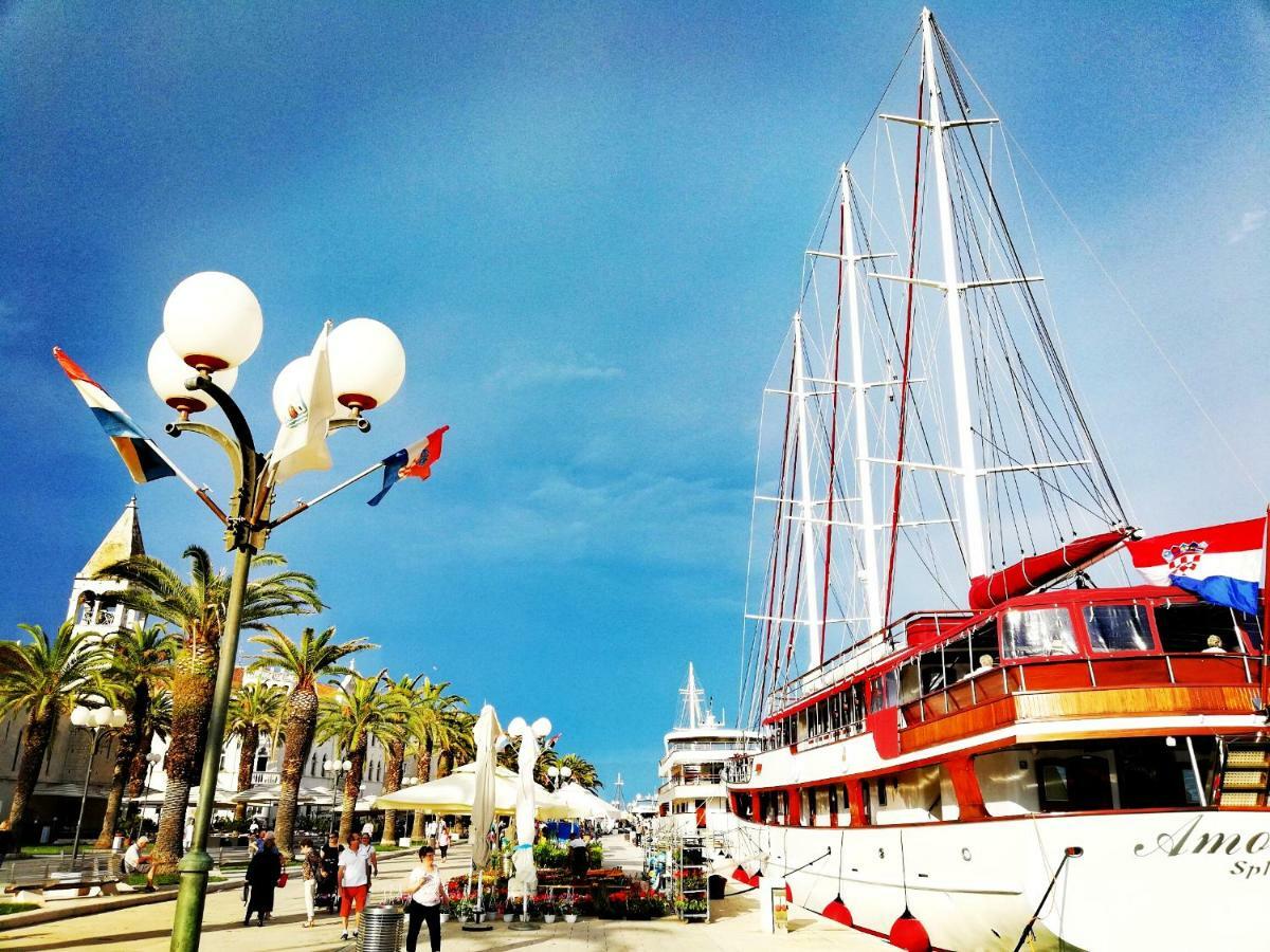 Apartments Luki Trogir Eksteriør billede